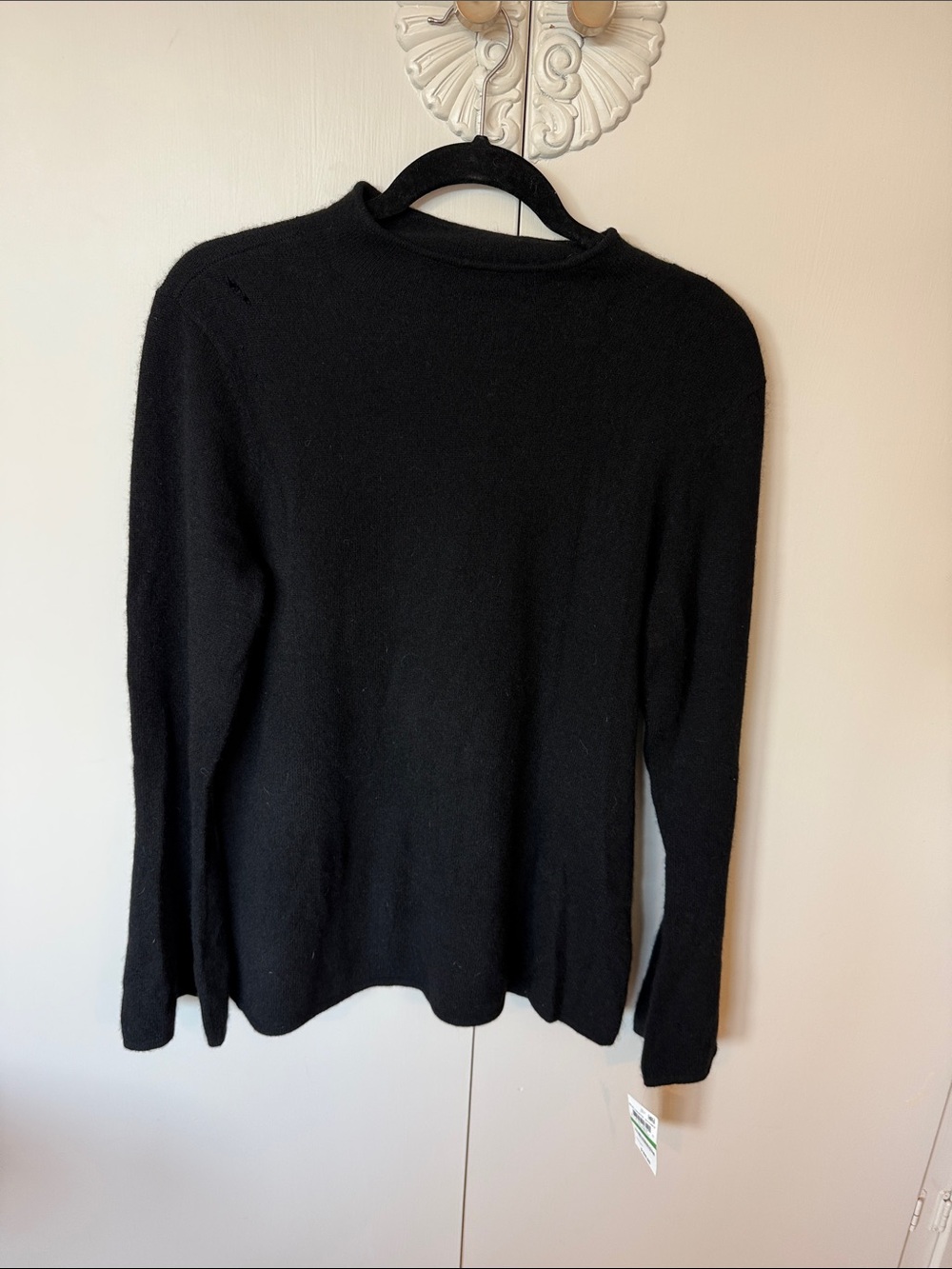 Cashmere Black Crewneck Sweater
